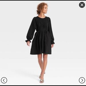 NWOT - Puffed Sleeve Tent Dress